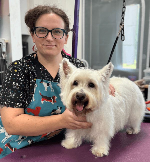 Kaylene with a groomed dog